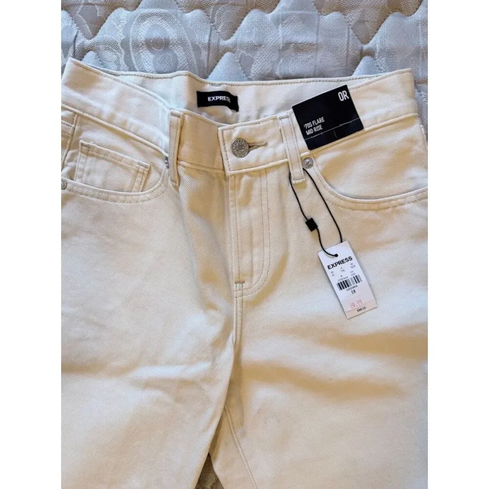 Express ‘70s Flare Mid Rise Jeans Size 0R – Cream White NWT Women’s